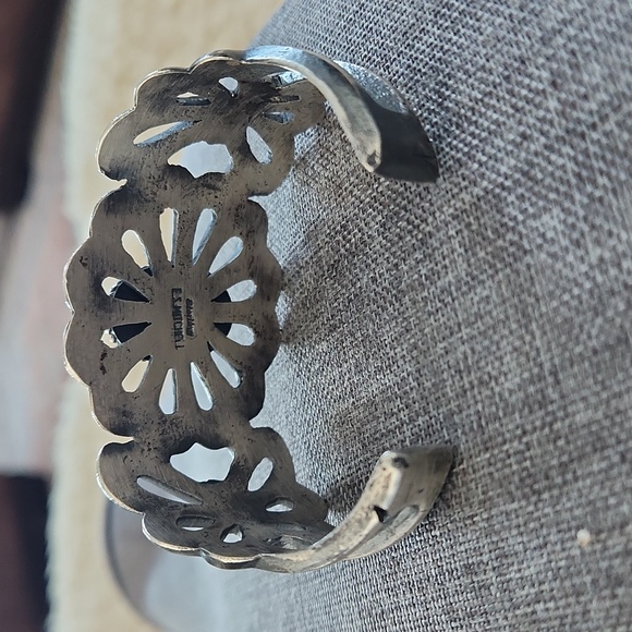 HOST PICK🎉Native American Navajo Sandcast Sterling & Turquoise Butterfly Cuff - Picture 6 of 13